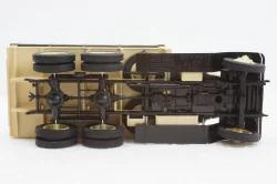 Яг-10Д (Я-10-Нати) Дизельный грузовой автомбиль с тентом 1934г., Ultra Models 1:43