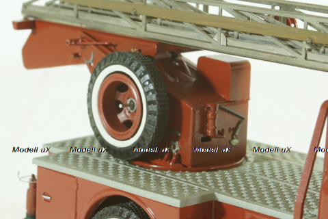 Газ-51 АЛГ-17, Автолестница с гидравлическим приводом, Сарлаб 1:43