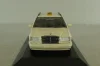 Mercedes E220 Disel (S124) Taxi 1994, beige, 430033596, Minichamps 1:43