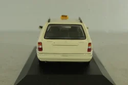 Mercedes E220 Disel (S124) Taxi 1994, beige, 430033596, Minichamps 1:43