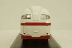 Лаз-695Е 1961г. бело-красный, 04003А, Classicbus 1:43