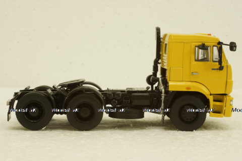 Камаз-6460 седельный тягач, желтый, 102736, АвтоИстория 1:43