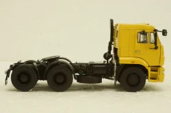 Камаз-6460 седельный тягач, желтый, 102736, АвтоИстория 1:43