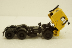 Камаз-6460 седельный тягач, желтый, 102736, АвтоИстория 1:43