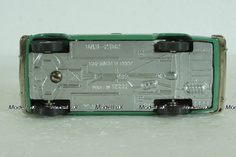 Ваз-2102, зеленый, Ноябрь 1987г., Тантал/Радон 1:43