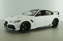Alfa Romeo Giulia GTAm 2020 trophy white, BU01448, Bburago 1:18