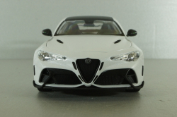 Alfa Romeo Giulia GTAm 2020 trophy white, BU01448, Bburago 1:18