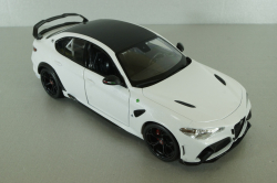 Alfa Romeo Giulia GTAm 2020 trophy white, BU01448, Bburago 1:18