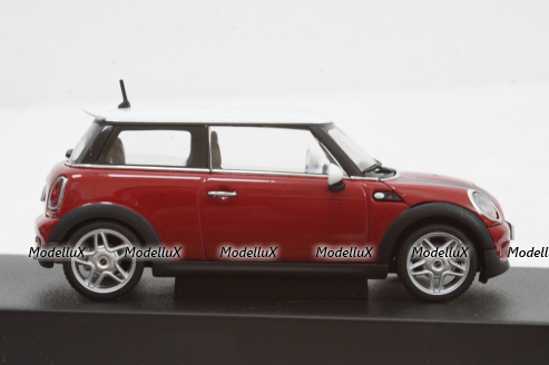 Mini Cooper S 2006 R55, red/white roof , 55006, AutoArt 1:43
