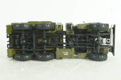 Урал-ТЗ-5 (375) Топливозаправщик на шасси Урал-375 Легендарные Грузовики СССР №10, 1:43