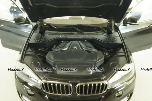 BMW X5 (F15) 2014, black, Paragon 1:18 Уценка!