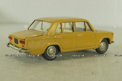 Ваз-2101 А9 ранний, охра, Тантал/Радон 1:43