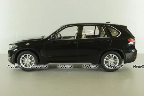BMW X5 (F15) 2014, black, Paragon 1:18 Уценка!