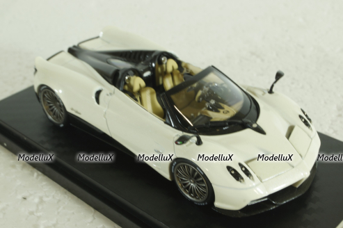 Pagani Huayra Roadster 2017, white, ALM450302, Almost Real 1:43