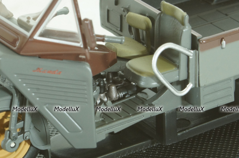 Mazda CT/1200 open 1950 grey/red, 44109, Ebbro 1:43
