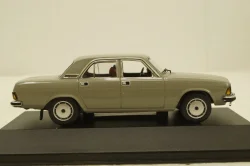 Газ-3102 Волга, 1983, серый, IST121, IST 1:43