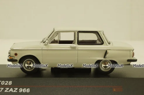 Заз-966 "Запорожец" 1967г., белый, IST028, IST 1:43