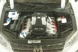 Volkswagen Touareg TSI 2010, silver, 08822CS, Kyosho 1:18