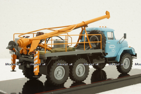 Зил-131 Бурильно-крановая машина БКМ-313, TruckTyr 1:43