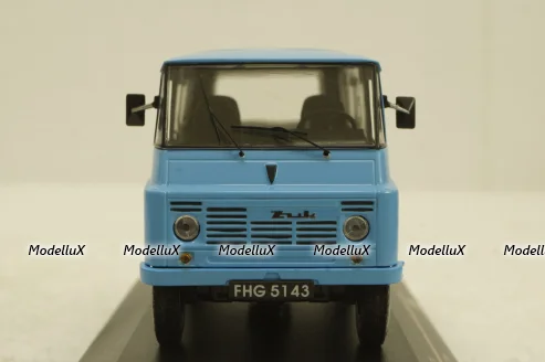 ZUK A-07 1976, голубой, IST073, IST 1:43 