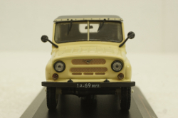 Уаз-469Б 1975 г., IST017, IST 1:43