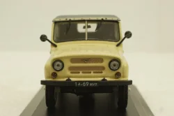 Уаз-469Б 1975 г., IST017, IST 1:43