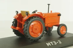 МТЗ-2 трактор 1954, красный, ТРАКТОРЫ история,люди,машины (Hachette) №13 1:43