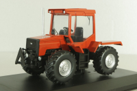 ЛТЗ-155 трактор 1988, красный, ТРАКТОРЫ история,люди,машины (Hachette) №30 1:43