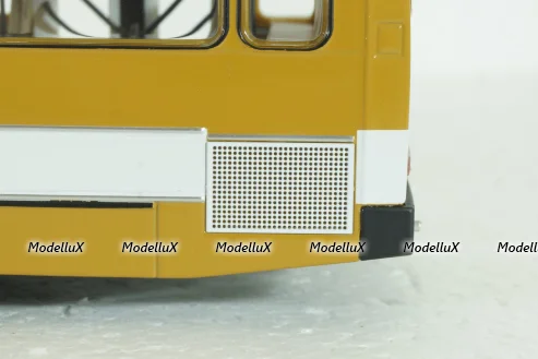 Лиаз-5256, охра с белой полосой, DEMPRICE 1:43 