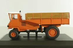 СШ-75 Таганрожец трактор 1972, оранжевый, ТРАКТОРЫ история,люди,машины (Hachette) №80 1:43