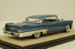 Cadillac Fleetwood Sixty Special, Bahama Blue Metallic,  1957, STM57201, Stamp Models 1:43 