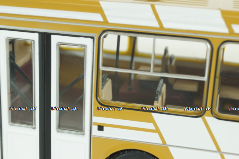 Лиаз-5256, оранжевый/белый, DEMPRICE 1:43 