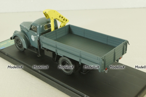 УралЗис-355М с гидрокраном модели 4030 1969, МБК 1:43