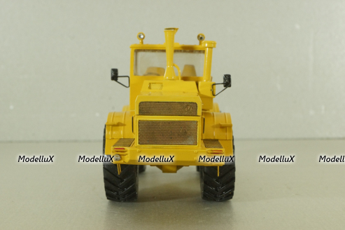 К-701 Кировец, трактор 1971, желтый Minigrad 1:43