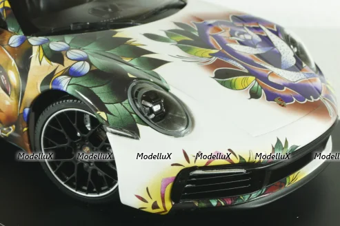 Porsche 911 Carrera 4S 2019, flower design, 155067329, Minichamps 1:18