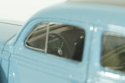 Зис-101 голубой, 110101, DiP Models 1:43