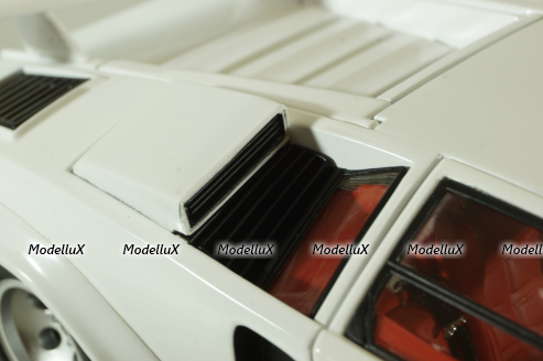 Lamborghini Countach LP500S white, 1982, 08320E, Kyosho 1:18