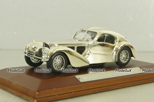 Bugatti Type 57Sc Coupe Atlantic, chrome,Atlas 1:43