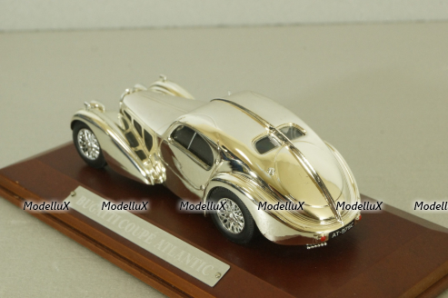 Bugatti Type 57Sc Coupe Atlantic, chrome,Atlas 1:43