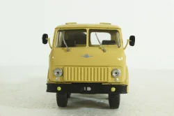 МАЗ-520 тягач, бежевый, Легендарные Грузовики СССР №29, 1:43 Уценка!