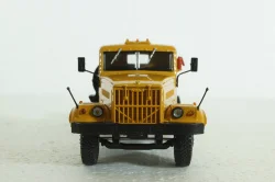 КРАЗ-258Б1 седельный тягач, TR1012, Наши грузовики 1:43