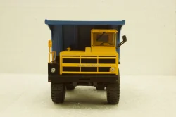 Белаз-7527 карьерный самосвал, желтый/синий, Н012, Наш Автопром 1:43