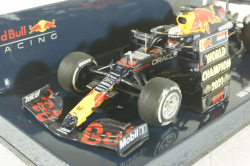 Red Bull Racing Honda RB16B - Max Verstappen – Winner Abu Dhabi GP 2021 W/Pitboard – WC 2021, 410212333, Minichamps 1:43