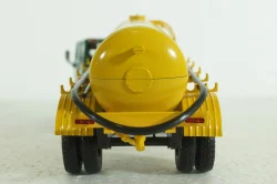 Полуприцеп-цементовоз ТЦ-4 1960, арт.100718, АвтоИстория 1:43