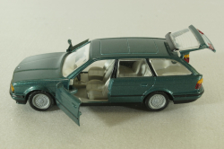 BMW 525i Touring (E34) green, Gama 1:43
