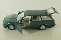 BMW 525i Touring (E34) green, Gama 1:43