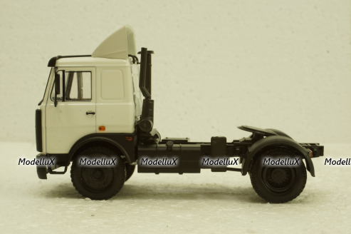 Маз-54326 тягач 1989 белый, Н709, Наш Автопром 1:43