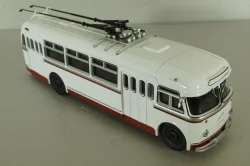 КТБ-4 (Киев-4) 1963, белый/красный, Советский автобус 1:43 Уценка!