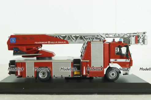 Mercedes Atego DLK 23/12 Metz, Feuerwehr, TRF024S, IXO 1:43
