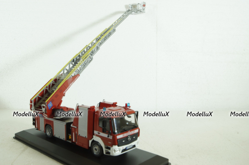 Mercedes Atego DLK 23/12 Metz, Feuerwehr, TRF024S, IXO 1:43